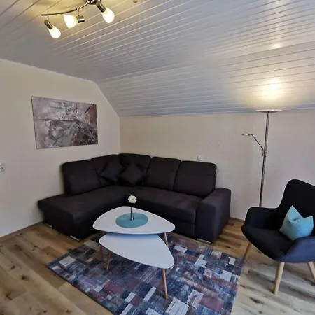 بيت للعطل Haus Weingarten Modern Retreat